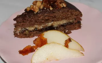 Perníková torta so slivkovo - hruškovou plnkou a slaným karamelom